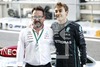 17/11/2022 - LAGRUE Gwen (fra), Driver Development Advisor for Mercedes AMG F1 Team, RUSSELL George (gbr), Mercedes AMG F1 Team W13, portrait during the Formula 1 Etihad Airways Abu Dhabi Grand Prix 2022, 22nd round of the 2022 FIA Formula One World Championship from November 18 to 20, 2022 on the Yas Marina Circuit, in Yas Island, Abu Dhabi - F1 - ABU DHABI GRAND PRIX 2022 - FORMULA 1 - MOTORI