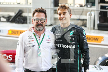 17/11/2022 - LAGRUE Gwen (fra), Driver Development Advisor for Mercedes AMG F1 Team, RUSSELL George (gbr), Mercedes AMG F1 Team W13, portrait during the Formula 1 Etihad Airways Abu Dhabi Grand Prix 2022, 22nd round of the 2022 FIA Formula One World Championship from November 18 to 20, 2022 on the Yas Marina Circuit, in Yas Island, Abu Dhabi - F1 - ABU DHABI GRAND PRIX 2022 - FORMULA 1 - MOTORI