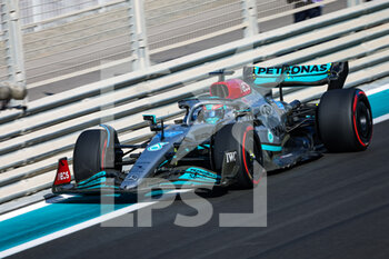 18/11/2022 - 63 RUSSELL George (gbr), Mercedes AMG F1 Team W13, action during the Formula 1 Etihad Airways Abu Dhabi Grand Prix 2022, 22nd round of the 2022 FIA Formula One World Championship from November 18 to 20, 2022 on the Yas Marina Circuit, in Yas Island, Abu Dhabi - F1 - ABU DHABI GRAND PRIX 2022 - FORMULA 1 - MOTORI