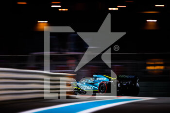 2022-11-18 - 18 STROLL Lance (can), Aston Martin F1 Team AMR22, action during the Formula 1 Etihad Airways Abu Dhabi Grand Prix 2022, 22nd round of the 2022 FIA Formula One World Championship from November 18 to 20, 2022 on the Yas Marina Circuit, in Yas Island, Abu Dhabi - F1 - ABU DHABI GRAND PRIX 2022 - FORMULA 1 - MOTORS