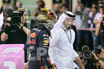 2022-11-18 - BEN SULAYEM Mohammed (uae), President of the FIA, VERSTAPPEN Max (ned), Red Bull Racing RB18, portrait during the Formula 1 Etihad Airways Abu Dhabi Grand Prix 2022, 22nd round of the 2022 FIA Formula One World Championship from November 18 to 20, 2022 on the Yas Marina Circuit, in Yas Island, Abu Dhabi - F1 - ABU DHABI GRAND PRIX 2022 - FORMULA 1 - MOTORS