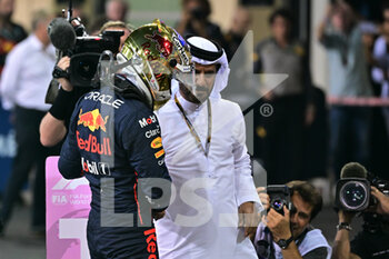 2022-11-18 - BEN SULAYEM Mohammed (uae), President of the FIA, VERSTAPPEN Max (ned), Red Bull Racing RB18, portrait during the Formula 1 Etihad Airways Abu Dhabi Grand Prix 2022, 22nd round of the 2022 FIA Formula One World Championship from November 18 to 20, 2022 on the Yas Marina Circuit, in Yas Island, Abu Dhabi - F1 - ABU DHABI GRAND PRIX 2022 - FORMULA 1 - MOTORS