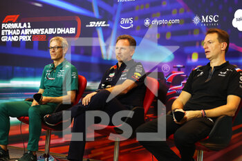 19/11/2022 - KRACK Mike (her), Team Principal and CEO of Aston Martin F1 Team, HORNER Christian (gbr), Team Principal of Red Bull Racing, ROSSI Laurent (fra), CEO of Alpine, portrait, press conference during the Formula 1 Etihad Airways Abu Dhabi Grand Prix 2022, 22nd round of the 2022 FIA Formula One World Championship from November 18 to 20, 2022 on the Yas Marina Circuit, in Yas Island, Abu Dhabi - F1 - ABU DHABI GRAND PRIX 2022 - FORMULA 1 - MOTORI