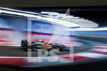 19/11/2022 - 04 NORRIS Lando (gbr), McLaren F1 Team MCL36, action during the Formula 1 Etihad Airways Abu Dhabi Grand Prix 2022, 22nd round of the 2022 FIA Formula One World Championship from November 18 to 20, 2022 on the Yas Marina Circuit, in Yas Island, Abu Dhabi - F1 - ABU DHABI GRAND PRIX 2022 - FORMULA 1 - MOTORI