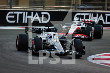 20/11/2022 - 10 GASLY Pierre (fra), Scuderia AlphaTauri AT03, action during the Formula 1 Etihad Airways Abu Dhabi Grand Prix 2022, 22nd round of the 2022 FIA Formula One World Championship from November 18 to 20, 2022 on the Yas Marina Circuit, in Yas Island, Abu Dhabi - F1 - ABU DHABI GRAND PRIX 2022 - RACE - FORMULA 1 - MOTORI