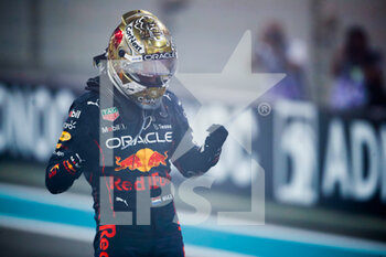 20/11/2022 - VERSTAPPEN Max (ned), Red Bull Racing RB18, portrait during the Formula 1 Etihad Airways Abu Dhabi Grand Prix 2022, 22nd round of the 2022 FIA Formula One World Championship from November 18 to 20, 2022 on the Yas Marina Circuit, in Yas Island, Abu Dhabi - F1 - ABU DHABI GRAND PRIX 2022 - RACE - FORMULA 1 - MOTORI