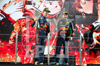 2022-11-20 - VERSTAPPEN Max (ned), Red Bull Racing RB18, PEREZ Sergio (mex), Red Bull Racing RB18, portrait during the Formula 1 Etihad Airways Abu Dhabi Grand Prix 2022, 22nd round of the 2022 FIA Formula One World Championship from November 18 to 20, 2022 on the Yas Marina Circuit, in Yas Island, Abu Dhabi - F1 - ABU DHABI GRAND PRIX 2022 - RACE - FORMULA 1 - MOTORS