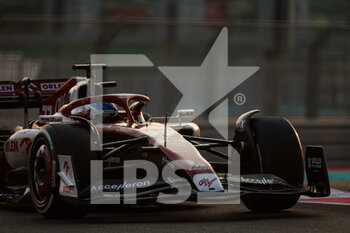 22/11/2022 - 77 BOTTAS Valtteri (fin), Alfa Romeo F1 Team ORLEN C42, action during the 2022 post-season tests from November 22 to 23, 2022 on the Yas Marina Circuit, in Yas Island, Abu Dhabi - F1 - ABU DHABI POST-SEASON TESTS 2022 - FORMULA 1 - MOTORI