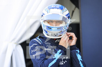 2022-03-25 - NISSANY Roy (isr), DAMS, Dallara F2, portrait during the 2nd round of the 2022 FIA Formula 2 Championship from March 25 to 27, 2022 on the Jeddah Corniche Circuit, in Jeddah, Saudi Arabia - 2ND ROUND OF THE 2022 FIA FORMULA 2 CHAMPIONSHIP - FORMULA 2 - MOTORS