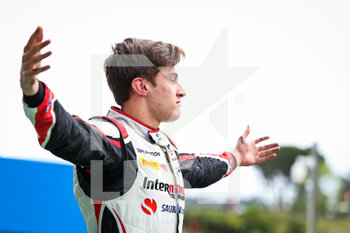 2022-04-24 - Pourchaire Théo (fra), ART Grand Prix, Dallara F2, portrait celebrating victory during the 3rd round of the 2022 FIA Formula 2 Championship on the Imola Circuit, from April 22 to 24, 2022 in Imola, Italy - 3RD ROUND OF THE 2022 FIA FORMULA 2 CHAMPIONSHIP - FORMULA 2 - MOTORS