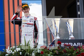 2022-07-09 - Pourchaire Théo (fra), ART Grand Prix, Dallara F2, portrait, podium during the 8th round of the 2022 FIA Formula 2 Championship, on the Red Bull Ring, from July 8 to 10, 2022 in Spielberg, Austria - AUTO - FORMULA 2 2022 - AUSTRIA - FORMULA 2 - MOTORS