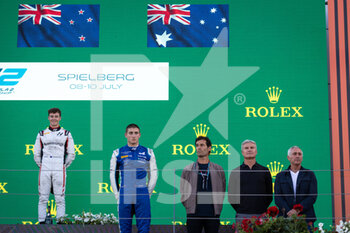 2022-07-09 - ARMSTRONG Marcus (nzl), Hitech Grand Prix, Dallara F2, portrait, podium with DOOHAN Jack (aus), UNI-Virtuosi Racing, Dallara F2, WEBBER Mark, COULTHARD David and DOOHAN Mick during the 8th round of the 2022 FIA Formula 2 Championship, on the Red Bull Ring, from July 8 to 10, 2022 in Spielberg, Austria - AUTO - FORMULA 2 2022 - AUSTRIA - FORMULA 2 - MOTORS