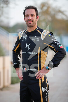 26/01/2022 - Vergne Jean-Eric (fra), DS Techeetach, DS E-Tense FE21, portrait during the 2022 Diriyah ePrix, 1st and 2nd round of the 2022 Formula E World Championship, on the Riyadh Street Circuit from January 28 to 30, in Riyadh, Saudi Arabia - 2022 DIRIYAH EPRIX, 1ST AND 2ND ROUND OF THE 2022 FORMULA E WORLD CHAMPIONSHIP - FORMULA E - MOTORI