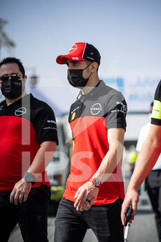 2022-01-27 - Buemi Sébastien (swi), Nissan e.dams, Nissan IM03, portrait trackwalk during the 2022 Diriyah ePrix, 1st and 2nd round of the 2022 Formula E World Championship, on the Riyadh Street Circuit from January 28 to 30, in Riyadh, Saudi Arabia - 2022 DIRIYAH EPRIX, 1ST AND 2ND ROUND OF THE 2022 FORMULA E WORLD CHAMPIONSHIP - FORMULA E - MOTORS