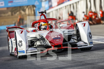 2022-01-27 - 07 SETTE CAMARA SERGIO (BRA), DRAGON / PENSKE AUTOSPORT, PENSKE EV-5, ACTION during the 2022 Diriyah ePrix, 1st and 2nd round of the 2022 Formula E World Championship, on the Riyadh Street Circuit from January 28 to 30, in Riyadh, Saudi Arabia - 2022 DIRIYAH EPRIX, 1ST AND 2ND ROUND OF THE 2022 FORMULA E WORLD CHAMPIONSHIP - FORMULA E - MOTORS