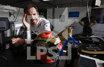 2022-01-27 - VERGNE JEAN-ERIC (FRA), DS TECHEETACH, DS E-TENSE FE21, PORTRAIT during the 2022 Diriyah ePrix, 1st and 2nd round of the 2022 Formula E World Championship, on the Riyadh Street Circuit from January 28 to 30, in Riyadh, Saudi Arabia - 2022 DIRIYAH EPRIX, 1ST AND 2ND ROUND OF THE 2022 FORMULA E WORLD CHAMPIONSHIP - FORMULA E - MOTORS