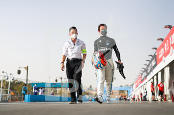 2022-01-27 - De Vries Nyck (nld), Mercedes-EQ Silver Arrow 02, portrait during the 2022 Diriyah ePrix, 1st and 2nd round of the 2022 Formula E World Championship, on the Riyadh Street Circuit from January 28 to 30, in Riyadh, Saudi Arabia - 2022 DIRIYAH EPRIX, 1ST AND 2ND ROUND OF THE 2022 FORMULA E WORLD CHAMPIONSHIP - FORMULA E - MOTORS