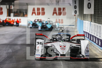 2022-01-27 - 36 LOTTERER ANDRÉ (GER), TAG HEUER PORSCHE FORMULA E TEAM, PORSCHE 99X ELECTRIC, ACTION during the 2022 Diriyah ePrix, 1st and 2nd round of the 2022 Formula E World Championship, on the Riyadh Street Circuit from January 28 to 30, in Riyadh, Saudi Arabia - 2022 DIRIYAH EPRIX, 1ST AND 2ND ROUND OF THE 2022 FORMULA E WORLD CHAMPIONSHIP - FORMULA E - MOTORS