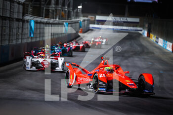 2022-01-27 - 29 Sims Alexander (gbr), Mahindra Racing, Mahindra M7Electro, action during the 2022 Diriyah ePrix, 1st and 2nd round of the 2022 Formula E World Championship, on the Riyadh Street Circuit from January 28 to 30, in Riyadh, Saudi Arabia - 2022 DIRIYAH EPRIX, 1ST AND 2ND ROUND OF THE 2022 FORMULA E WORLD CHAMPIONSHIP - FORMULA E - MOTORS