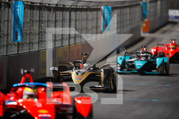 2022-01-27 - 25 Vergne Jean-Eric (fra), DS Techeetach, DS E-Tense FE21, action during the 2022 Diriyah ePrix, 1st and 2nd round of the 2022 Formula E World Championship, on the Riyadh Street Circuit from January 28 to 30, in Riyadh, Saudi Arabia - 2022 DIRIYAH EPRIX, 1ST AND 2ND ROUND OF THE 2022 FORMULA E WORLD CHAMPIONSHIP - FORMULA E - MOTORS