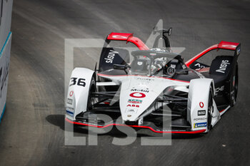 2022-01-28 - 36 Lotterer André (ger), TAG Heuer Porsche Formula E Team, Porsche 99X Electric, action during the 2022 Diriyah ePrix, 1st and 2nd round of the 2022 Formula E World Championship, on the Riyadh Street Circuit from January 28 to 30, in Riyadh, Saudi Arabia - 2022 DIRIYAH EPRIX, 1ST AND 2ND ROUND OF THE 2022 FORMULA E WORLD CHAMPIONSHIP - FORMULA E - MOTORS