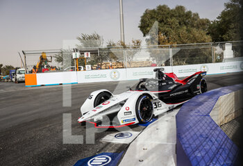 2022-01-28 - 36 Lotterer André (ger), TAG Heuer Porsche Formula E Team, Porsche 99X Electric, action during the 2022 Diriyah ePrix, 1st and 2nd round of the 2022 Formula E World Championship, on the Riyadh Street Circuit from January 28 to 30, in Riyadh, Saudi Arabia - 2022 DIRIYAH EPRIX, 1ST AND 2ND ROUND OF THE 2022 FORMULA E WORLD CHAMPIONSHIP - FORMULA E - MOTORS
