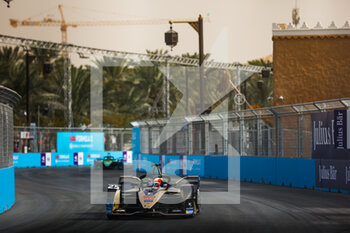 29/01/2022 - 25 Vergne Jean-Eric (fra), DS Techeetach, DS E-Tense FE21, action during the 2022 Diriyah ePrix, 1st and 2nd round of the 2022 Formula E World Championship, on the Riyadh Street Circuit from January 28 to 30, in Riyadh, Saudi Arabia - 2022 DIRIYAH EPRIX, 1ST AND 2ND ROUND OF THE 2022 FORMULA E WORLD CHAMPIONSHIP - FORMULA E - MOTORI