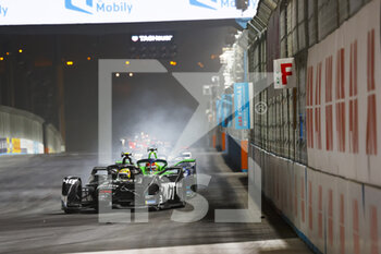 2022-01-29 - 48 MORTARA EDOARDO (SWI), ROKIT VENTURI RACING, MERCEDES-EQ SILVER ARROW 02, ACTION during the 2022 Diriyah ePrix, 1st and 2nd round of the 2022 Formula E World Championship, on the Riyadh Street Circuit from January 28 to 30, in Riyadh, Saudi Arabia - 2022 DIRIYAH EPRIX, 1ST AND 2ND ROUND OF THE 2022 FORMULA E WORLD CHAMPIONSHIP - FORMULA E - MOTORS