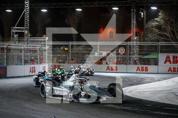 29/01/2022 - 17 DE VRIES NYCK (NLD), MERCEDES-EQ SILVER ARROW 02, ACTION during the 2022 Diriyah ePrix, 1st and 2nd round of the 2022 Formula E World Championship, on the Riyadh Street Circuit from January 28 to 30, in Riyadh, Saudi Arabia - 2022 DIRIYAH EPRIX, 1ST AND 2ND ROUND OF THE 2022 FORMULA E WORLD CHAMPIONSHIP - FORMULA E - MOTORI