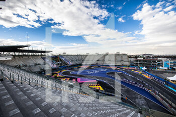 2022-02-12 - track ambiance during the 2022 Mexico City ePrix, 2nd meeting of the 2021-22 ABB FIA Formula E World Championship, on the Autodromo Hermanos Rodriguez from February 10 to 11, in Mexico City, Mexico - 2022 MEXICO CITY EPRIX, 2ND MEETING OF THE 2021-22 ABB FIA FORMULA E WORLD CHAMPIONSHIP - FORMULA E - MOTORS