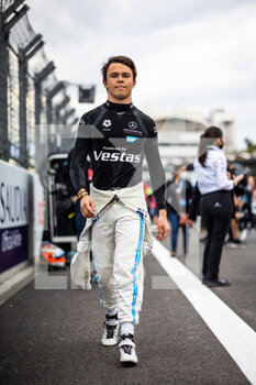 13/02/2022 - DE VRIES Nyck (nld), Mercedes-EQ Silver Arrow 02, portrait grille de depart starting grid during the 2022 Mexico City ePrix, 2nd meeting of the 2021-22 ABB FIA Formula E World Championship, on the Autodromo Hermanos Rodriguez from February 10 to 11, in Mexico City, Mexico - 2022 MEXICO CITY EPRIX, 2ND MEETING OF THE 2021-22 ABB FIA FORMULA E WORLD CHAMPIONSHIP - FORMULA E - MOTORI