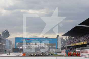 13/02/2022 - 25 VERGNE Jean-Eric (fra), DS Techeetah, DS E-Tense FE21, action depart start, during the 2022 Mexico City ePrix, 2nd meeting of the 2021-22 ABB FIA Formula E World Championship, on the Autodromo Hermanos Rodriguez from February 10 to 11, in Mexico City, Mexico - 2022 MEXICO CITY EPRIX, 2ND MEETING OF THE 2021-22 ABB FIA FORMULA E WORLD CHAMPIONSHIP - FORMULA E - MOTORI
