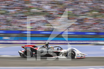 13/02/2022 - 94 WEHRLEIN Pascal (ger), TAG Heuer Porsche Formula E Team, Porsche 99X Electric, action during the 2022 Mexico City ePrix, 2nd meeting of the 2021-22 ABB FIA Formula E World Championship, on the Autodromo Hermanos Rodriguez from February 10 to 11, in Mexico City, Mexico - 2022 MEXICO CITY EPRIX, 2ND MEETING OF THE 2021-22 ABB FIA FORMULA E WORLD CHAMPIONSHIP - FORMULA E - MOTORI