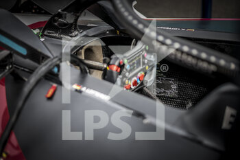 2022-04-09 - LOTTERER André (ger), TAG Heuer Porsche Formula E Team, Porsche 99X Electric, carrosserie body and detail track, illustration during the 2022 Rome City ePrix, 3rd meeting of the 2021-22 ABB FIA Formula E World Championship, on the Circuit Cittadino dell’EUR from April 8 to 10, in Rome, Italy - 2022 ROME CITY EPRIX, 3RD MEETING OF THE 2021-22 ABB FIA FORMULA E WORLD CHAMPIONSHIP - FORMULA E - MOTORS