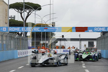2022-04-09 - 05 VANDOORNE Stoffel (bel), Mercedes-EQ Silver Arrow 02, action during the 2022 Rome City ePrix, 3rd meeting of the 2021-22 ABB FIA Formula E World Championship, on the Circuit Cittadino dell’EUR from April 8 to 10, in Rome, Italy - 2022 ROME CITY EPRIX, 3RD MEETING OF THE 2021-22 ABB FIA FORMULA E WORLD CHAMPIONSHIP - FORMULA E - MOTORS