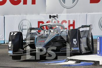 2022-04-10 - 17 DE VRIES Nyck (nld), Mercedes-EQ Silver Arrow 02, action during the 2022 Rome City ePrix, 3rd meeting of the 2021-22 ABB FIA Formula E World Championship, on the Circuit Cittadino dell’EUR from April 8 to 10, in Rome, Italy - 2022 ROME CITY EPRIX, 3RD MEETING OF THE 2021-22 ABB FIA FORMULA E WORLD CHAMPIONSHIP - FORMULA E - MOTORS