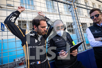 2022-04-10 - VERGNE Jean-Eric (fra), DS Techeetah, DS E-Tense FE21, portrait grille de depart starting grid during the 2022 Rome City ePrix, 3rd meeting of the 2021-22 ABB FIA Formula E World Championship, on the Circuit Cittadino dell’EUR from April 8 to 10, in Rome, Italy - 2022 ROME CITY EPRIX, 3RD MEETING OF THE 2021-22 ABB FIA FORMULA E WORLD CHAMPIONSHIP - FORMULA E - MOTORS