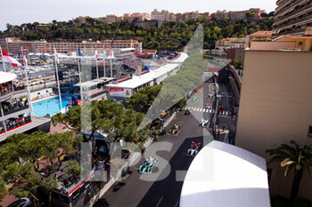 2022-04-30 - Start during the 2022 Monaco ePrix, 4th meeting of the 2021-22 ABB FIA Formula E World Championship, on the Circuit de Monaco from April 29 to 30, in Monaco - 2022 MONACO EPRIX, 4TH MEETING OF THE 2021-22 ABB FIA FORMULA E WORLD CHAMPIONSHIP - FORMULA E - MOTORS