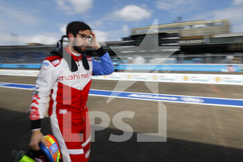 14/05/2022 - SIMS Alexander (gbr), Mahindra Racing, Mahindra M7Electro, portrait during the 2022 Berlin ePrix, 5th meeting of the 2021-22 ABB FIA Formula E World Championship, on the Tempelhof Airport Street Circuit from May 13 to 15, in Berlin - 2022 BERLIN EPRIX, 5TH MEETING OF THE 2021-22 ABB FIA FORMULA E WORLD CHAMPIONSHIP - FORMULA E - MOTORI