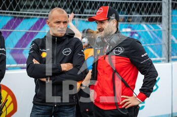 14/05/2022 - VOLPE Tommaso, Nissan Global Motorsport director, portrait and Stéphane Sarrazin grille de depart starting grid during the 2022 Berlin ePrix, 5th meeting of the 2021-22 ABB FIA Formula E World Championship, on the Tempelhof Airport Street Circuit from May 13 to 15, in Berlin - 2022 BERLIN EPRIX, 5TH MEETING OF THE 2021-22 ABB FIA FORMULA E WORLD CHAMPIONSHIP - FORMULA E - MOTORI
