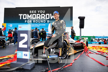 14/05/2022 - VERGNE Jean-Eric (fra), DS Techeetah, DS E-Tense FE21, portrait podium during the 2022 Berlin ePrix, 5th meeting of the 2021-22 ABB FIA Formula E World Championship, on the Tempelhof Airport Street Circuit from May 13 to 15, in Berlin - 2022 BERLIN EPRIX, 5TH MEETING OF THE 2021-22 ABB FIA FORMULA E WORLD CHAMPIONSHIP - FORMULA E - MOTORI