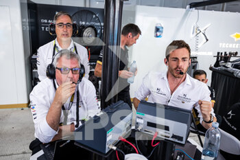 04/06/2022 - ROSSITER James, DS Techeetah Sporting Director & Reserve driver, portrait BERESFORD Nigel, DS Techeetah Team Manager, portrait PRESTON Mark, DS Techeetah Team Principal, portrait emotion during the 2022 Jakarta ePrix, 6th meeting of the 2021-22 ABB FIA Formula E World Championship, on the Jakarta International e-Prix Circuit from June 2 to 4, in Jakarta - AUTO - 2022 FORMULA E JAKARTA EPRIX - FORMULA E - MOTORI