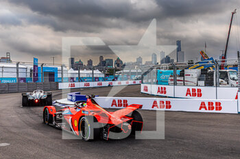 2022-07-16 - 30 ROWLAND Oliver (gbr), Mahindra Racing, Mahindra M7Electro, action during the 2022 New York City ePrix, 8th meeting of the 2021-22 ABB FIA Formula E World Championship, on the Brooklyn Street Circuit from July 14 to 17, in New York, United States of America - AUTO - 2022 FORMULA E NEW YORK CITY EPRIX - FORMULA E - MOTORS
