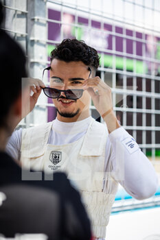 2022-07-16 - WEHRLEIN Pascal (ger), TAG Heuer Porsche Formula E Team, Porsche 99X Electric, portrait grille de depart starting grid during the 2022 New York City ePrix, 8th meeting of the 2021-22 ABB FIA Formula E World Championship, on the Brooklyn Street Circuit from July 14 to 17, in New York, United States of America - AUTO - 2022 FORMULA E NEW YORK CITY EPRIX - FORMULA E - MOTORS