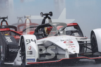 2022-07-16 - 94 WEHRLEIN Pascal (ger), TAG Heuer Porsche Formula E Team, Porsche 99X Electric, action, during the 2022 New York City ePrix, 8th meeting of the 2021-22 ABB FIA Formula E World Championship, on the Brooklyn Street Circuit from July 14 to 17, in New York, United States of America - AUTO - 2022 FORMULA E NEW YORK CITY EPRIX - FORMULA E - MOTORS