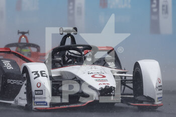 2022-07-16 - 36 LOTTERER André (ger), TAG Heuer Porsche Formula E Team, Porsche 99X Electric, action, during the 2022 New York City ePrix, 8th meeting of the 2021-22 ABB FIA Formula E World Championship, on the Brooklyn Street Circuit from July 14 to 17, in New York, United States of America - AUTO - 2022 FORMULA E NEW YORK CITY EPRIX - FORMULA E - MOTORS