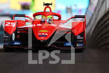 29/07/2022 - 29 SIMS Alexander (gbr), Mahindra Racing, Mahindra M7Electro, action during the 2022 London ePrix, 9th meeting of the 2021-22 ABB FIA Formula E World Championship, on the ExCeL London from July 30 to 31, in London, United Kingdom - AUTO - 2022 FORMULA E LONDON EPRIX - FORMULA E - MOTORI