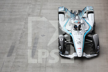 2022-07-30 - 17 DE VRIES Nyck (nld), Mercedes-EQ Silver Arrow 02, action during the 2022 London ePrix, 9th meeting of the 2021-22 ABB FIA Formula E World Championship, on the ExCeL London from July 30 to 31, in London, United Kingdom - AUTO - 2022 FORMULA E LONDON EPRIX - FORMULA E - MOTORS