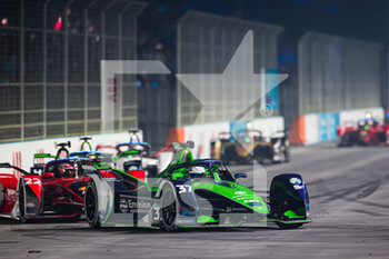 2022-07-30 - 37 CASSIDY Nick (nzl), Envision Racing, Audi e-tron FE07, action during the 2022 London ePrix, 9th meeting of the 2021-22 ABB FIA Formula E World Championship, on the ExCeL London from July 30 to 31, in London, United Kingdom - AUTO - 2022 FORMULA E LONDON EPRIX - FORMULA E - MOTORS
