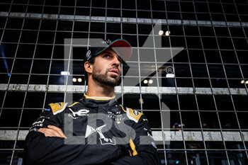 2022-07-30 - DA COSTA Antonio Felix (por), DS Techeetah, DS E-Tense FE21, portrait grille de depart starting grid during the 2022 London ePrix, 9th meeting of the 2021-22 ABB FIA Formula E World Championship, on the ExCeL London from July 30 to 31, in London, United Kingdom - AUTO - 2022 FORMULA E LONDON EPRIX - FORMULA E - MOTORS